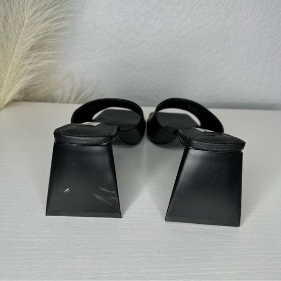 Donated Steve Madden Block Heel Square Toe - Picture 6 of 6